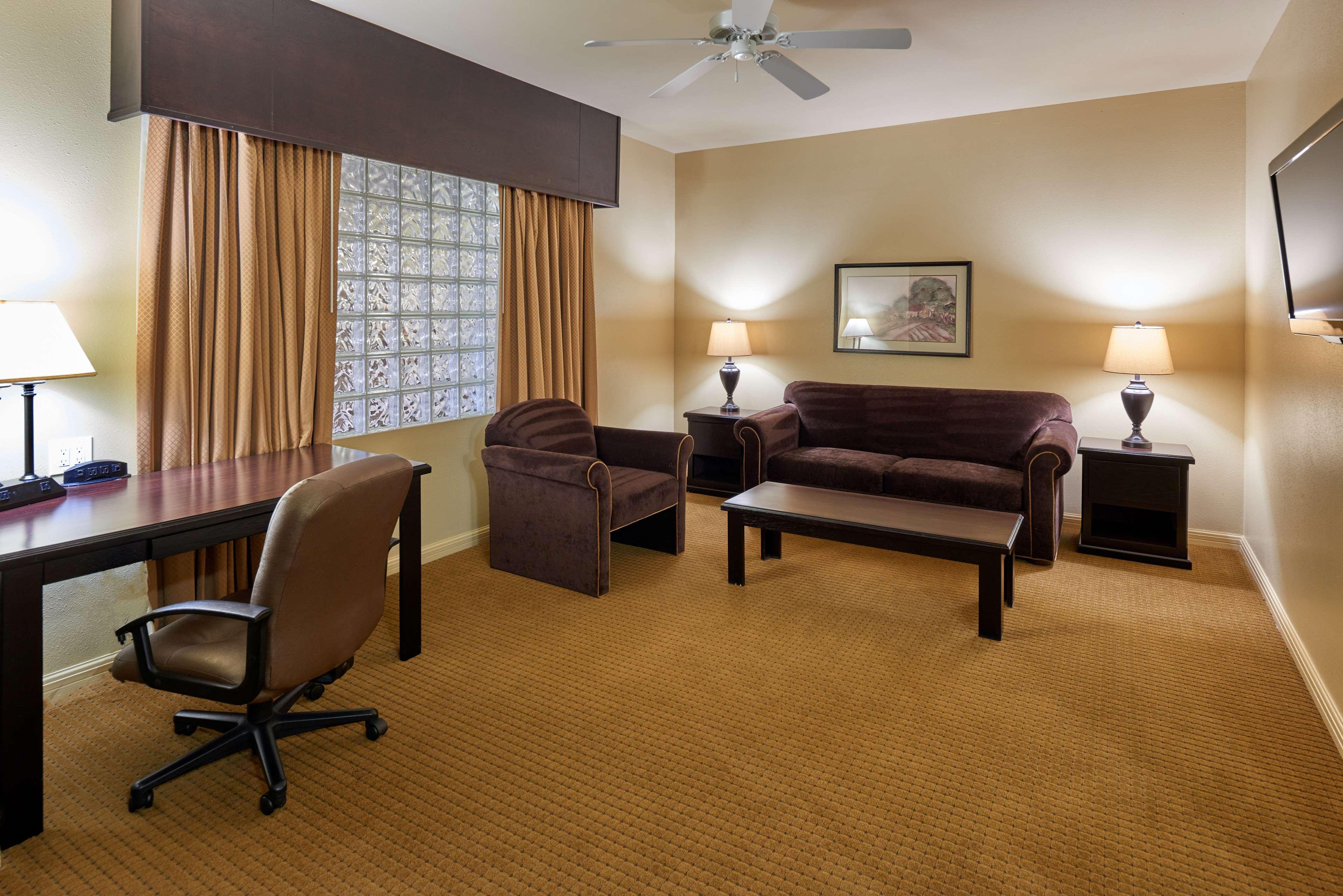 Radisson Hotel El Paso Airport Εξωτερικό φωτογραφία