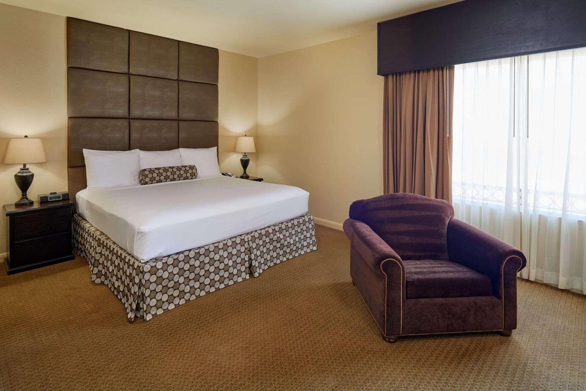 Radisson Hotel El Paso Airport Εξωτερικό φωτογραφία